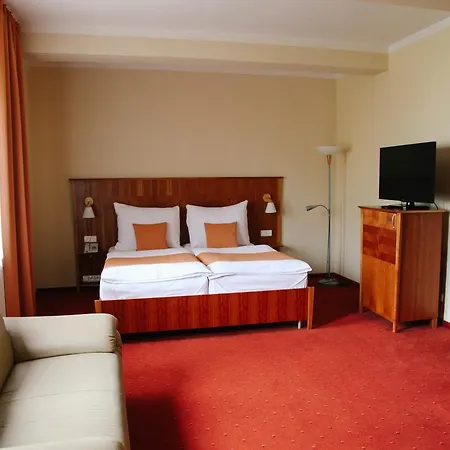 Hotell Plaza